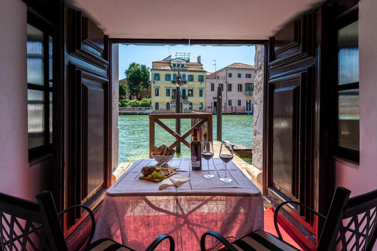 Ca' Dei Cuori On The Grand Canal Venedig Eksteriør billede